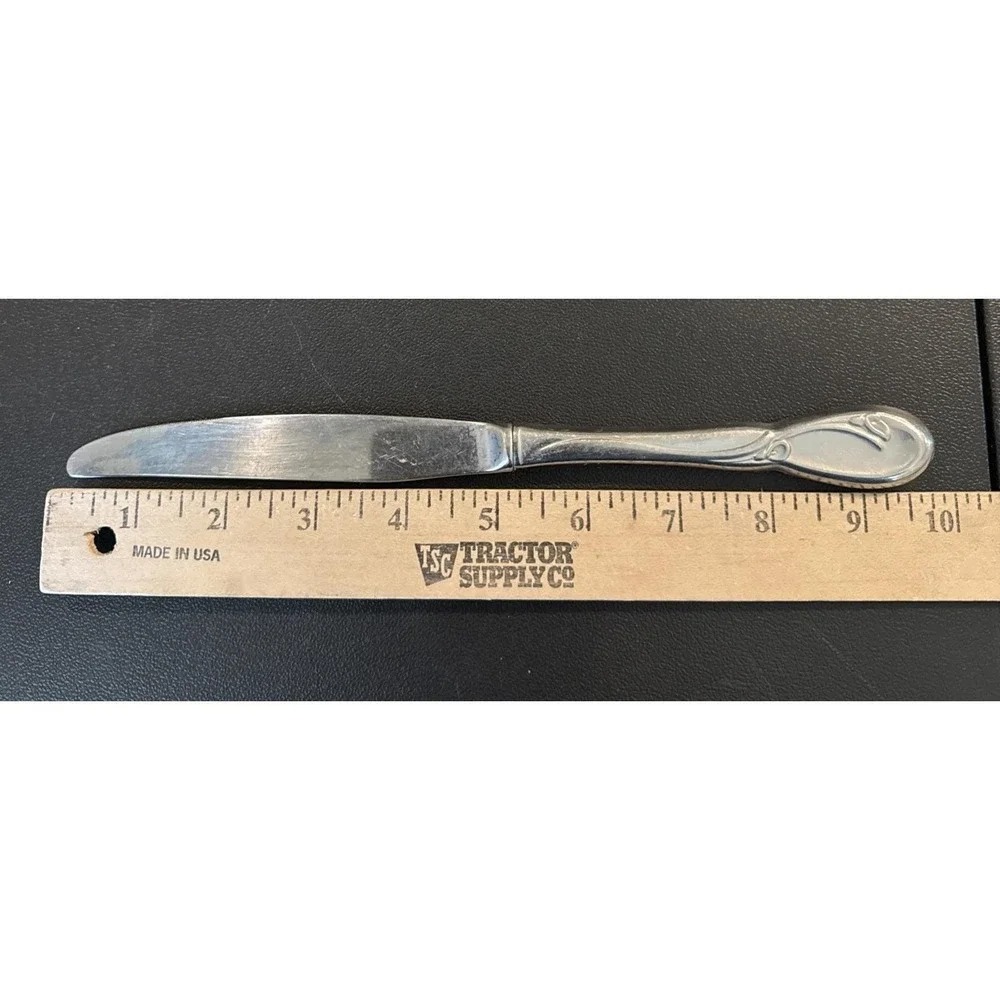 Oneida Deluxe Calla Lily Dinner Knives Knife Stainless Steel Vintage Set Of 11